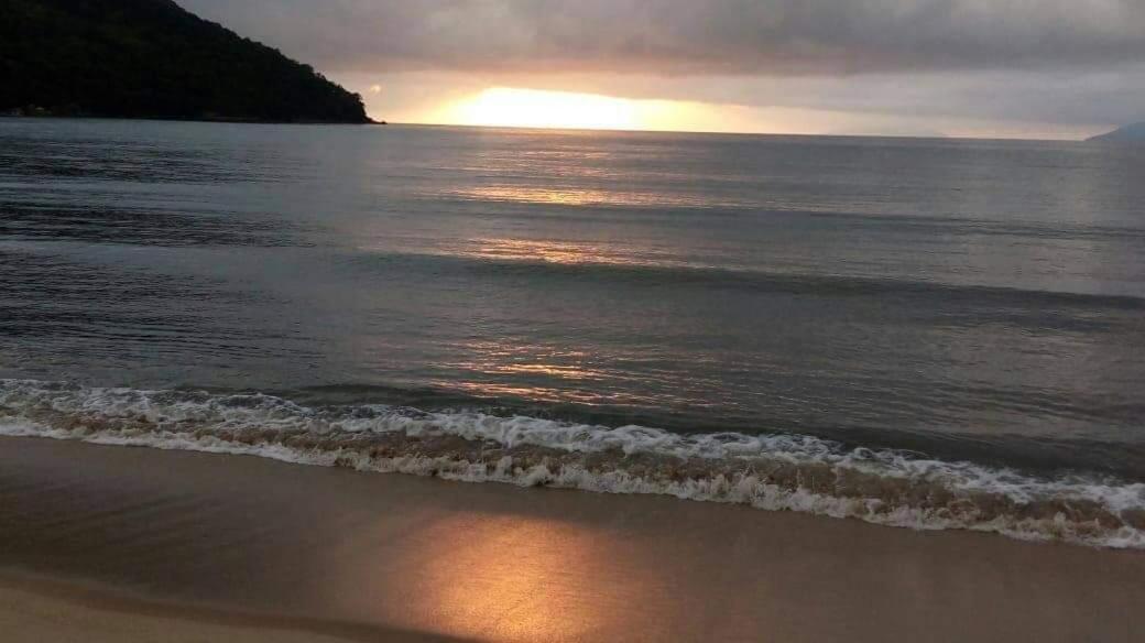 Suites Praia Martin De Sa Caraguatatuba Buitenkant foto
